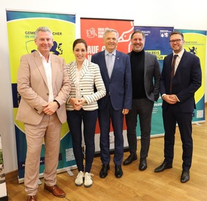 POL-OF: Innenstaatssekretär Martin Rößler besucht interkulturellen Abend des Polizeipräsidiums Südosthessen und der Stadt Hanau