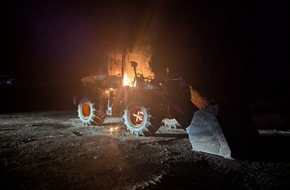 Polizeiinspektion Wilhelmshaven/Friesland: POL-WHV: Brand eines Radladers in Varel