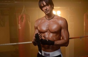 ProSieben: "Ich hau den Lucas": Marcus Schenkenberg beim ProSieben Promiboxen / Termin bei Mang: Lucas Cordalis beim ProSieben Promiboxen (FOTO)