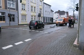Polizei Coesfeld: POL-COE: Coesfeld, Bahnhofstraße/Radfahrerin bei Unfall verletzt