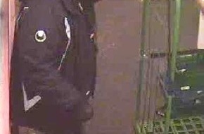 Polizeiinspektion Hildesheim: POL-HI: Öffentlichkeitsfahndung - Polizei sucht nach den Tätern zum Einbruch in die Gaststätte "Bavaria Alm" am 07.10.2013