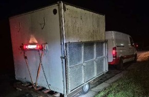Polizeiinspektion Harburg: POL-WL: Polizei zieht selbstgebauten Anhänger aus dem Verkehr ++ Buchholz - Diebe stehlen Geldbörse ++ A7/ Seevetal - Betrunken auf der Autobahn unterwegs