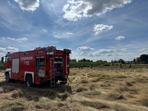 FW-AUR: Großflächigen Heubrand rasch im Griff