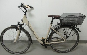 Polizei Mönchengladbach: POL-MG: Die Polizei fragt: Wem gehören diese Fahrräder?