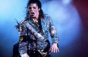 Kabel Eins: 1958 - 2009. "Die Akte Michael Jackson - Ein Blick hinter die Maske des King of Pop" am Mittwoch, 11. November 2009, um 23.20 Uhr als deutsche Erstausstrahlung bei kabel eins