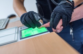 Bundespolizeidirektion München: Bundespolizeidirektion München: Betrunkener attackiert Putzfrau