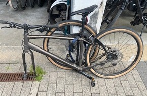 Polizei Bielefeld: POL-BI: Wem gehört dieses Fahrrad?