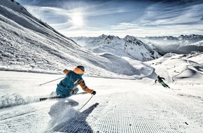 Montafon Tourismus: Wintersportgenuss zum Sonnenaufgang - BILD