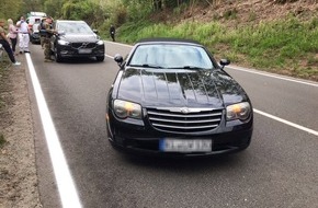 Polizeipräsidium Westpfalz: POL-PPWP: Unfall: Polizei fahndet nach Fahrer eines Kleinwagens
