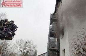 Feuerwehr Plettenberg: FW-PL: OT-Stadtmitte. Zimmerbrand in einer seniorengerechten Wohnanlage. Bewohner handelte vorbildlich.