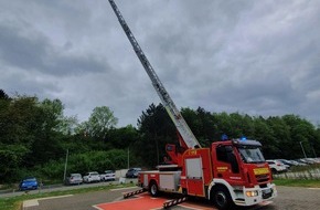 Feuerwehr Herdecke: FW-EN: Brandmeldealarm an der Wetterstraße und Rauchentwicklung aus dem Waldgebiet an der Kemnade