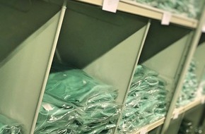 Generalzolldirektion: Aus Zollhemden werden Alltagsmasken/Upcycling-Projekt erweitert sein Angebot