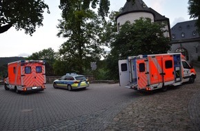 Feuerwehr Lennestadt: FW-OE: Massenanfall von Verletzten - Einsatz für Feuerwehr und Rettungsdienst
