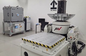 TRL Space: TRL Space er&ouml;ffnet in Br&uuml;nn ein Testzentrum im Wert von fast 20 Millionen tschechischen Kronen, rund 826.000 EUR / Dank optimaler Gr&ouml;&szlig;e und Leistung eignet es sich nicht nur f&uuml;r Raumfahrttechnologien
