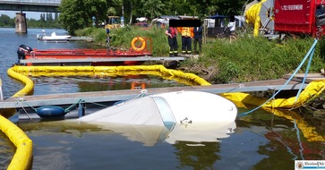 Polizeipräsidium Einsatz, Logistik und Technik: PP-ELT: Gesunkenes Sportboot an der Mosel