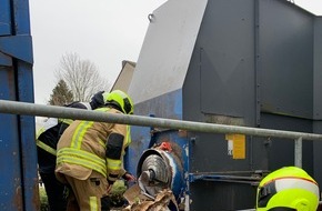 Feuerwehr Stolberg: FW-Stolberg: Rauchentwicklung in einem Einkaufsmarkt