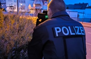 Polizeiinspektion Hameln-Pyrmont/Holzminden: POL-HM: Großkontrolle: Geschwindigkeit und Tuning im Fokus der Polizei