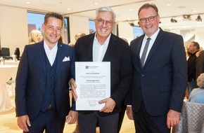 Marc Cain GmbH: Helmut Schlotterer ist Ehrenbürger von Bodelshausen