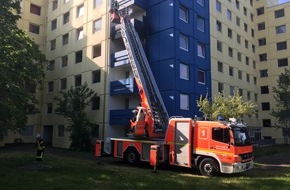 Feuerwehr und Rettungsdienst Bonn: FW-BN: Feuer in einem Hochhaus in Tannenbusch