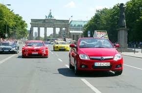 Opel Automobile GmbH: Opel Tigra Twin Top bei DTM-Präsentation in Berlin