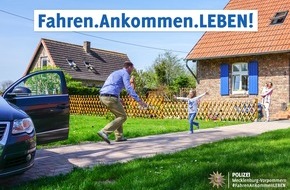 Polizeipräsidium Neubrandenburg: POL-NB: Auftaktveranstaltung im PP Neubrandenburg zur Kampagne "Fahren.Ankommen.LEBEN!" Juni 2018 - "Alkohol und Drogen"