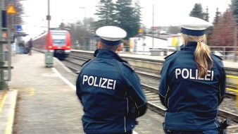 Bundespolizeidirektion München: Bundespolizeidirektion München: Biss in die Hand und Tritte gegen Beine: Bundespolizei stellt Flüchtende und ermittelt Täter