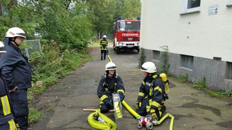 FW-PL: Feuerwehr Plettenberg bildet Nachwuchs aus