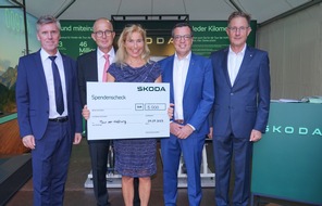 Skoda Auto Deutschland GmbH: Škoda spendet im Rahmen des Bürgerfests des Bundespräsidenten 5.000 Euro an Tour der Hoffnung