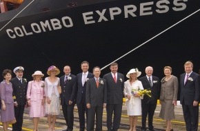 Hapag-Lloyd AG: "Colombo Express" - Größtes Containerschiff der Welt getauft
