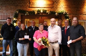 Freiwillige Feuerwehr Hambühren: FW Hambühren: Spendensammlung auf Goldener Hochzeit unterstützt ehrenamtliche Nachwuchsarbeit