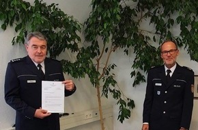 Polizeipräsidium Freiburg: POL-FR: Rheinfelden: Führungswechsel - Bernhard Weis neuer Revierleiter beim Polizeirevier Rheinfelden