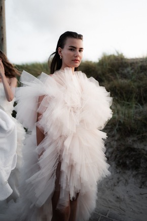 Celebrate Love – in jedem Augenblick Neue Long Lasting Mascara komplettiert das Bridal Look Portfolio Mercedes-Benz Sommerort Sylt mit Kaviar Gauche, IWC, Leica und Dr. Hauschka
