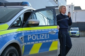 Polizei Mettmann: POL-ME: Land Rover SUV entwendet - Polizei ermittelt - Ratingen - 2310032