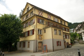 Prix jubilaire ICOMOS pour un établissement familial très particulier: Waldhaus Sils / Prix spéciaux pour l&#039;hôtel Waldrand-Pochtenalp à Kiental et le restaurant Rössli à Balgach