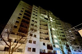 Feuerwehr Ratingen: FW Ratingen: Hochhaus nach Wasserschaden ohne Stromversorgung
