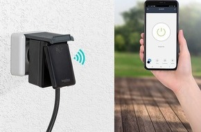 PEARL GmbH: Luminea Home Control Smarte WLAN-Outdoor-Steckdose SF-570.avs, Energiekostenmesser, 16A, IP44, schwarz: Elektrogeräte per Sprachbefehl & weltweit per Smartphone steuern