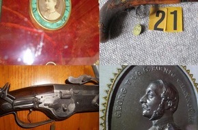 Polizeidirektion Hannover: POL-H: Polizei veröffentlicht Bilder von Ausstellungsstücken!
Pattensen: Unbekannte brechen ins Museum der Marienburg ein