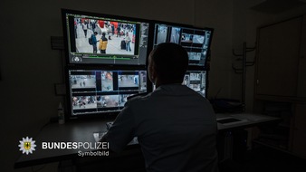 Bundespolizeidirektion München: Bundespolizeidirektion München: Kofferdieb am Hauptbahnhof festgenommen / Videoaufzeichnungen überführen Langfinger