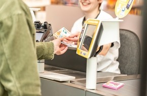 dm-drogerie markt: Ab sofort und nur bei dm: Kostenfrei Bargeld abheben ab dem ersten Produkt