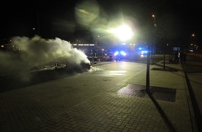 Polizeiinspektion Rotenburg: POL-ROW: ++ Urlaubsreise vorzeitig beendet - Pkw brennt aus ++
