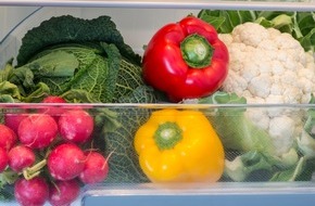 Verbraucherzentrale Nordrhein-Westfalen e.V.: So bleiben Lebensmittel im Sommer länger frisch