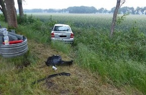 Polizeiinspektion Cuxhaven: POL-CUX: Verkehrsunfall in Kirchwistedt- Unfallgegner unter dem Einfluss von Betäubungsmittel (Lichtbild in der Anlage)