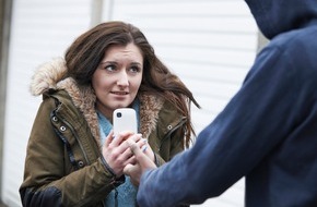 CosmosDirekt: Diebstahl zwecklos: So vergeht Langfingern die Lust auf teure Smartphones (FOTO)