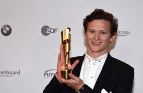 ZDF: LOLA für Joel Basman in "Wir sind jung. Wir sind stark." ZDF-Koproduktion mit Deutschem Filmpreis ausgezeichnet (FOTO)