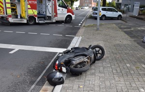 Kreispolizeibehörde Herford: POL-HF: Rollerfahrerin bei Unfall schwer verletzt- Sturz nach Zusammenstoß
