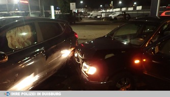 Polizei Duisburg: POL-DU: Obermeiderich: Nach Unfall zu Fuß geflüchtet - Zeugen gesucht