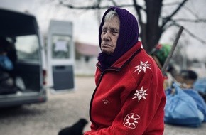 Johanniter Unfall Hilfe e.V.: Ukraine: Monatelanges Leben ohne Strom, Lebensmittel und sauberes Wasser / Hilfskonvois von Johanniter und NEW DAWN erreichen befreite Regionen um Kherson