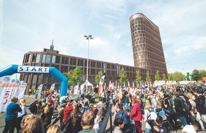 lübMEDIA: Wir schlagen unseren eigenen Weltrekord! / Der 2. walk4help als Mega-Event in Braunschweig