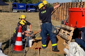 THW Landesverband Berlin, Brandenburg, Sachsen-Anhalt: THW LVBEBBST: THW LVBEBBST: Vorkehrungen gegen das Hochwasser laufen auf Hochtouren - Update mit Fotos u. Korrektur