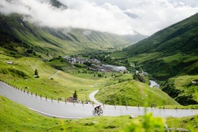 Andermatt Swiss Alps wird offizieller Partner von Tudor Pro Cycling